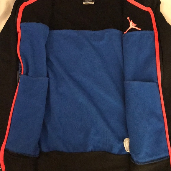 Boys Nike Therma-Fit Hoodie - Size Medium - Picture 3 of 4